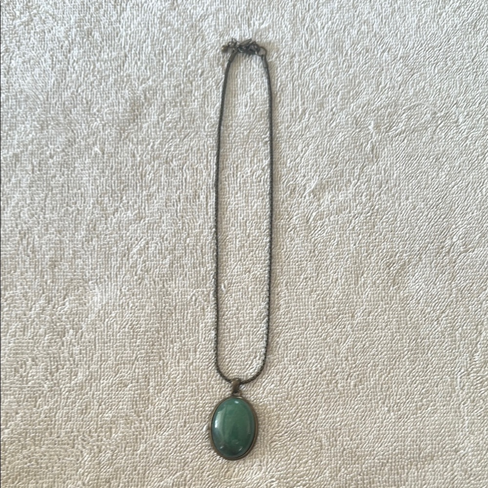 Elegant Green Pendant Necklace